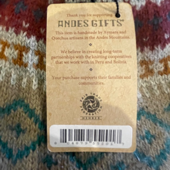 NEW! Andes Gifts Colorful Reversible Hat, Beanie. Super Soft Knit. NWT! - Picture 4 of 7